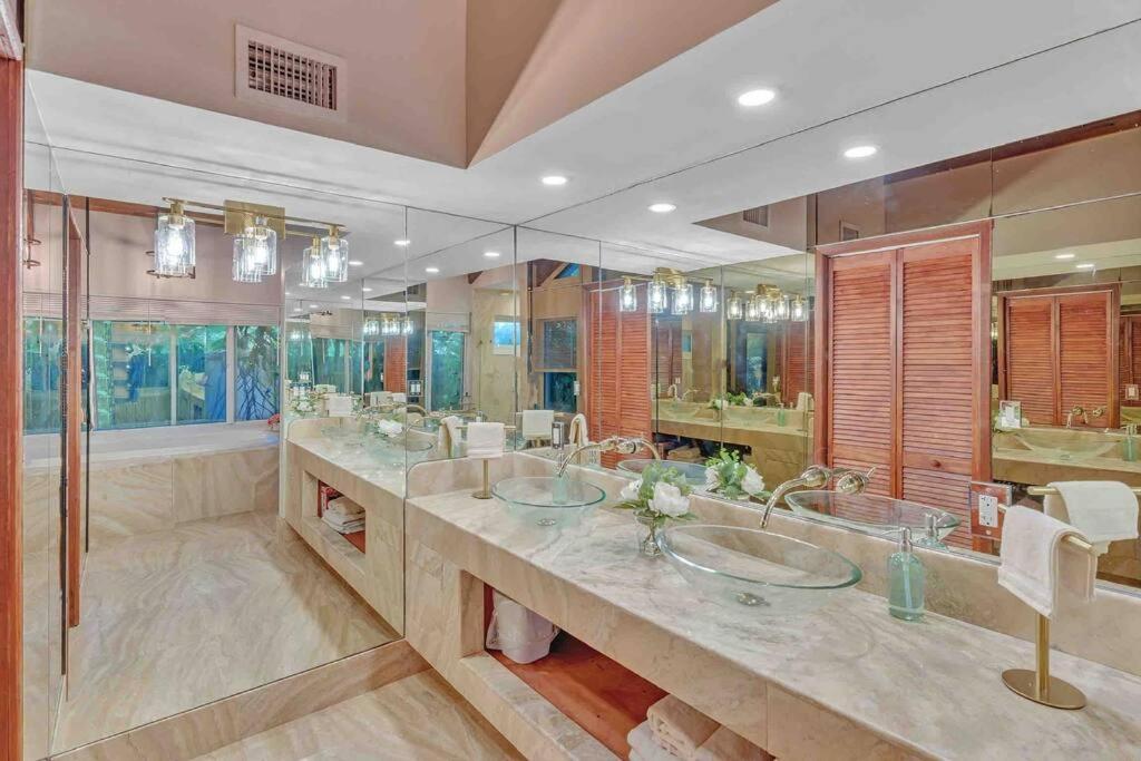 Rare Hidden Getaway Heated Pool 1.5 Acres! Sleeps 16 Villa ฟอร์ต ลอเดอร์เดล ภายนอก รูปภาพ