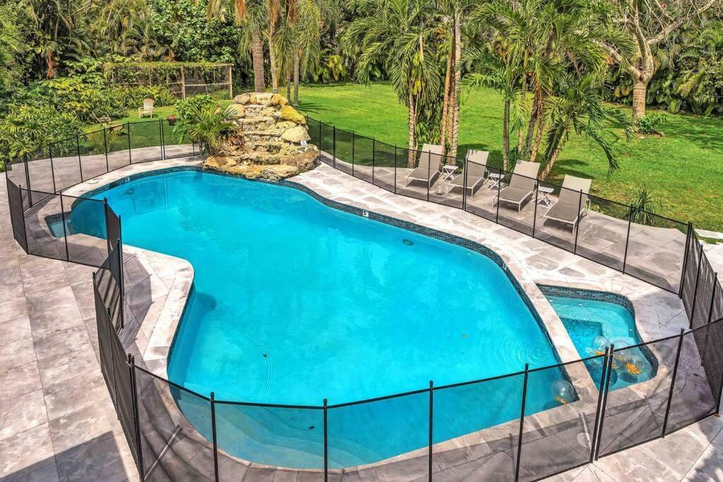 Rare Hidden Getaway Heated Pool 1.5 Acres! Sleeps 16 Villa ฟอร์ต ลอเดอร์เดล ภายนอก รูปภาพ