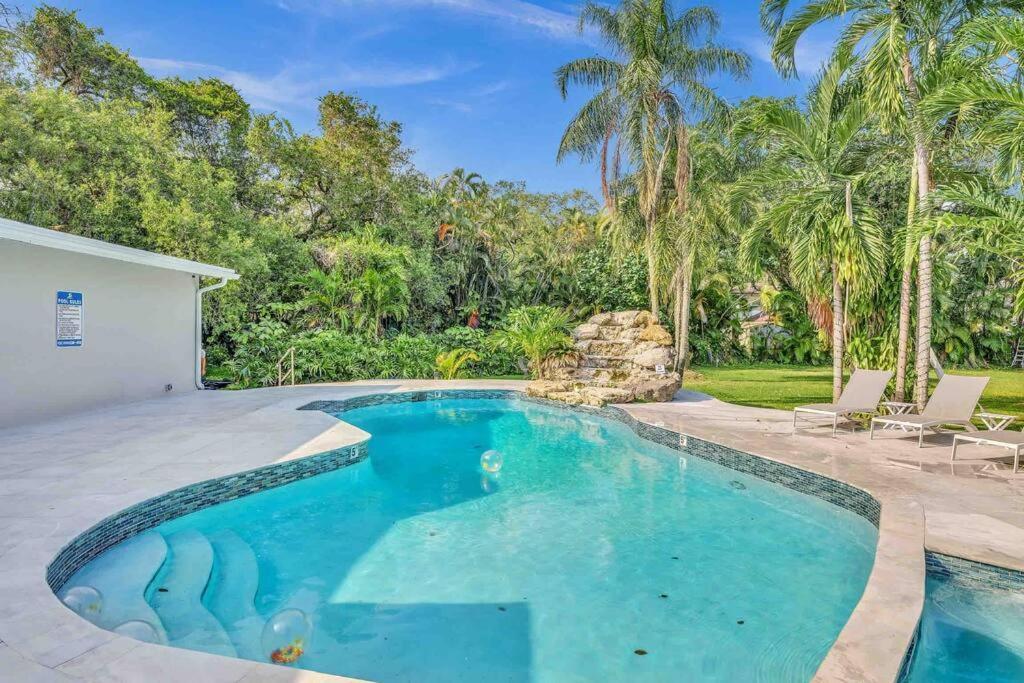 Rare Hidden Getaway Heated Pool 1.5 Acres! Sleeps 16 Villa ฟอร์ต ลอเดอร์เดล ภายนอก รูปภาพ