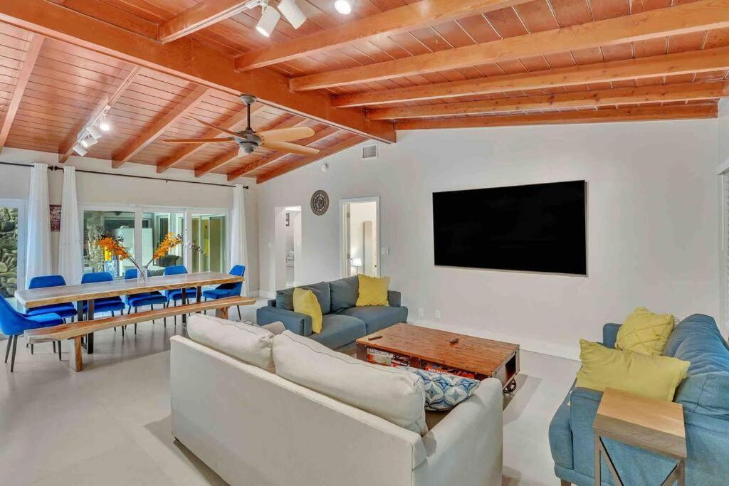 Rare Hidden Getaway Heated Pool 1.5 Acres! Sleeps 16 Villa ฟอร์ต ลอเดอร์เดล ภายนอก รูปภาพ